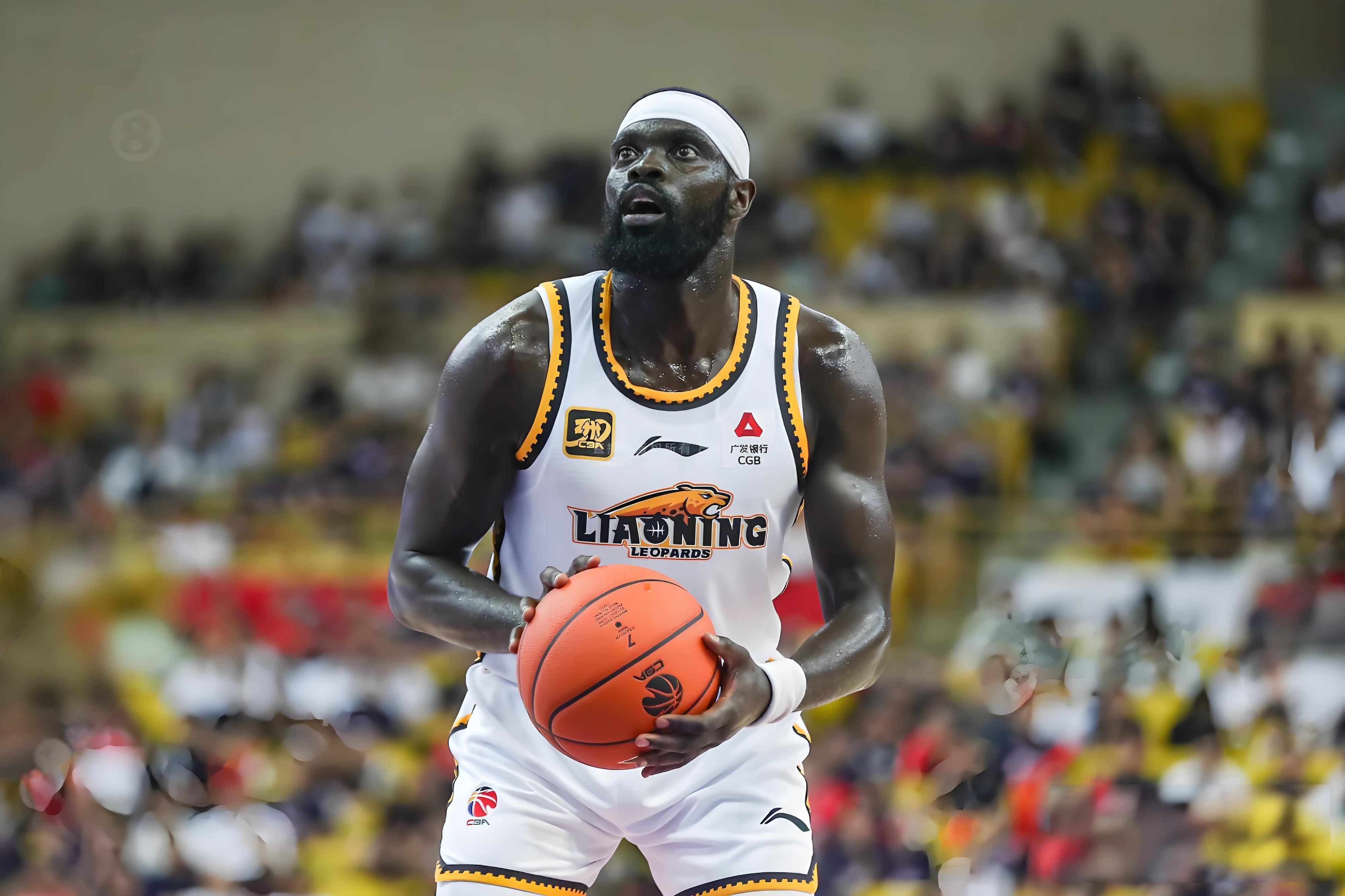 关于辽宁队横扫爵士，拉文状态火热的信息