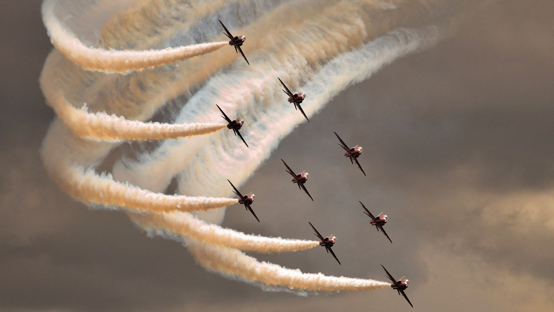 巅峰烈火，詹姆斯燃尽新奥尔良的逆浪