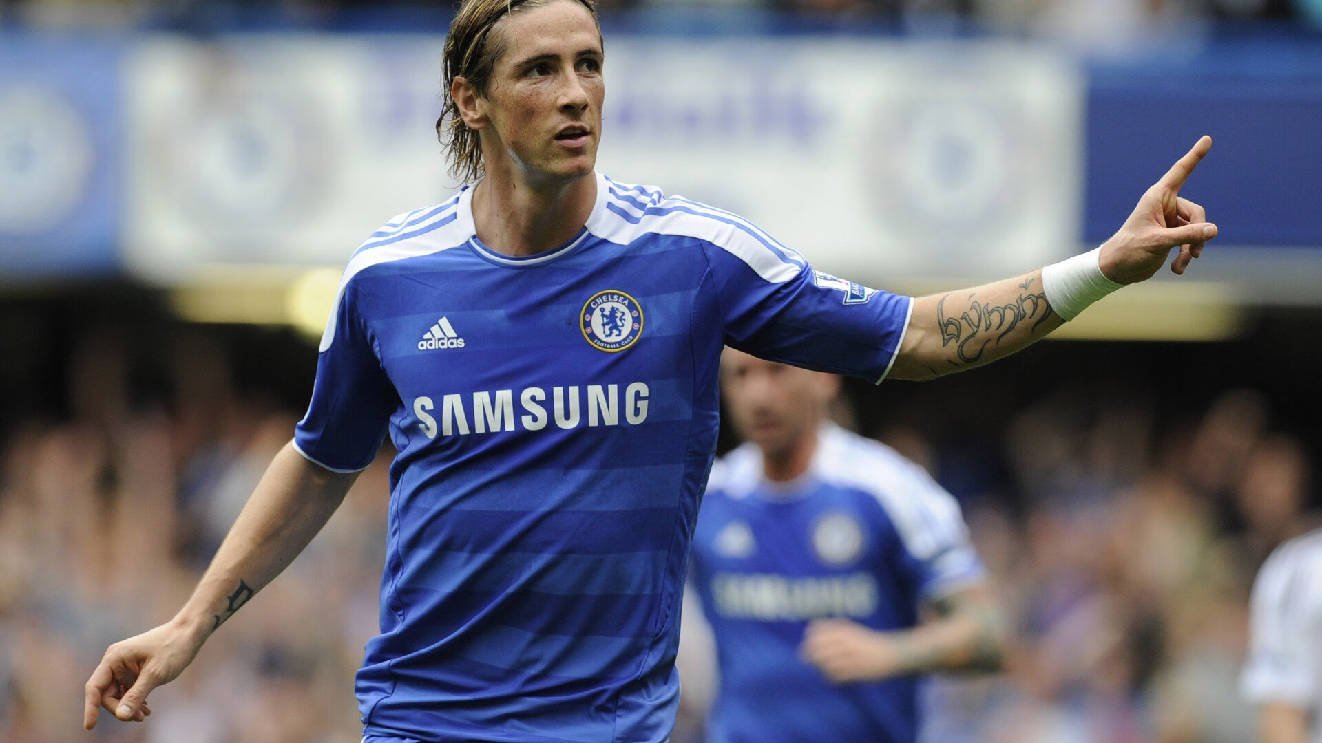 德布劳内一手导演比赛走势，那不勒斯补时绝杀曼城上演逆转奇迹